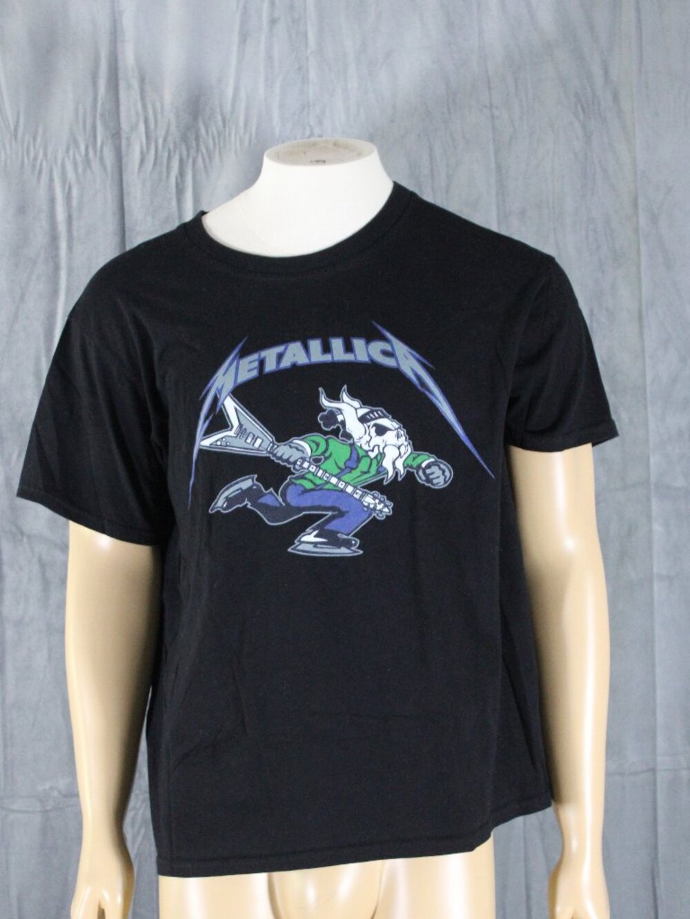 Metallica Shirt (Retro) - Vancouver 2017 Stop - Men's Large